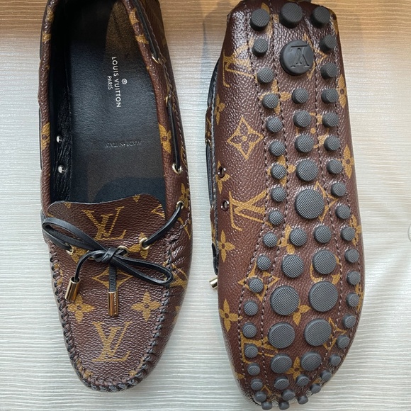 Authentic  Louis Vuitton loafers   38.5 - Picture 3 of 3